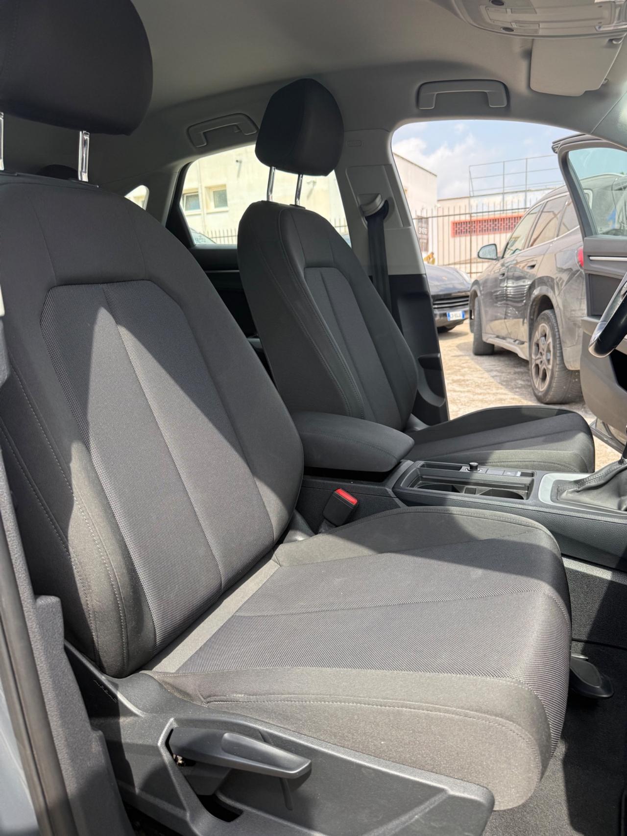 Audi Q3 35 TDI S tronic Business Advanced