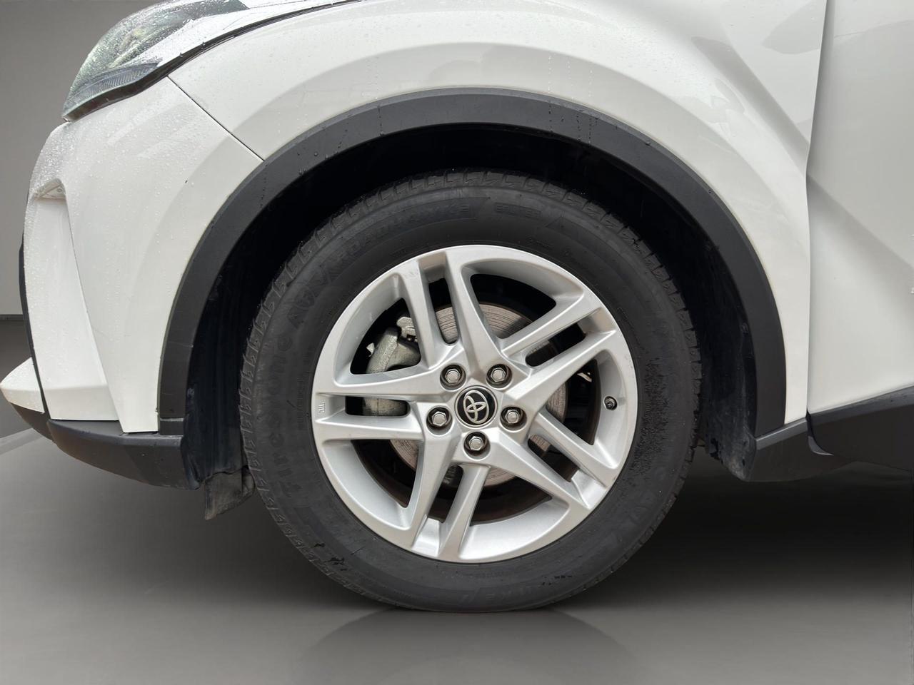 Toyota C-HR 1.8h Active e-cvt