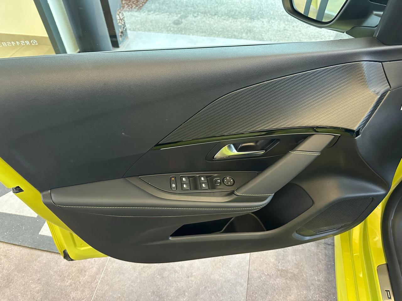 Peugeot 208 1.2 puretech GT s&s 100cv