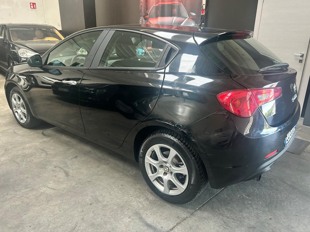 Alfa Romeo Giulietta 1400 turbo 120 cv 108000 km