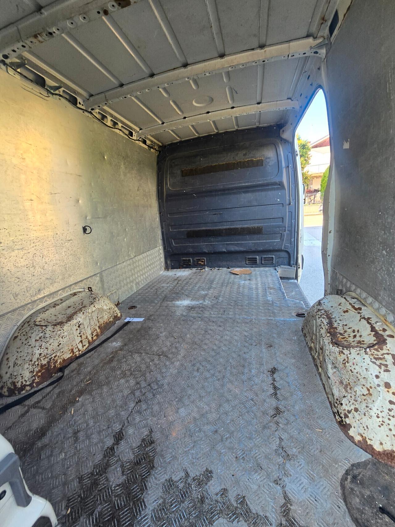 Volkswagen Crafter 2.5 DIESEL 110 CAVALLI 6 MARCE - 2009