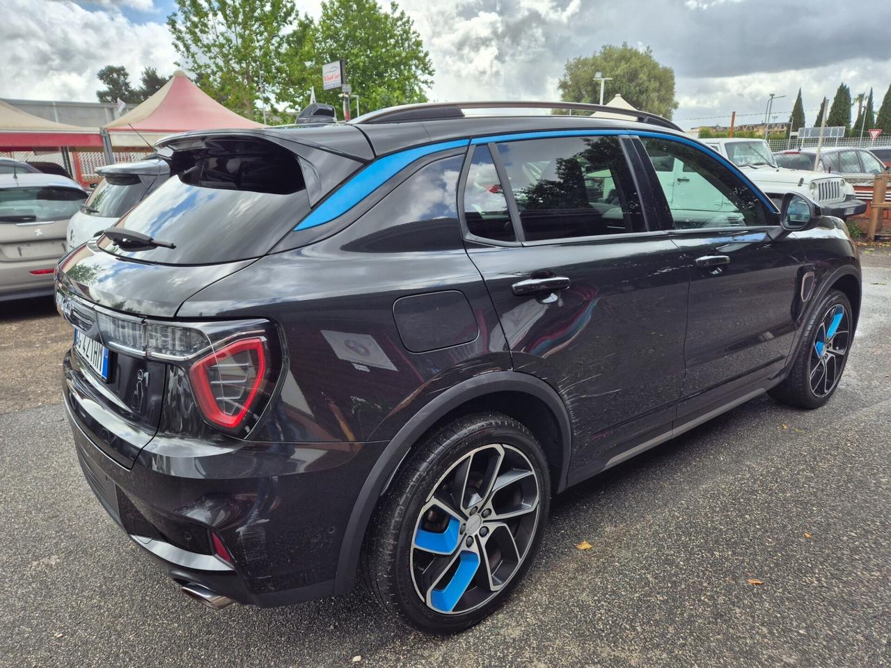 Lynk&co 01 PHEV