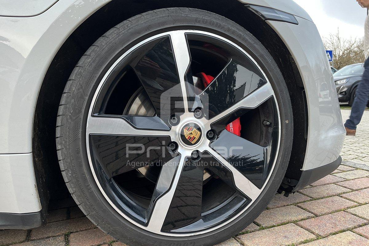 PORSCHE Taycan 4S