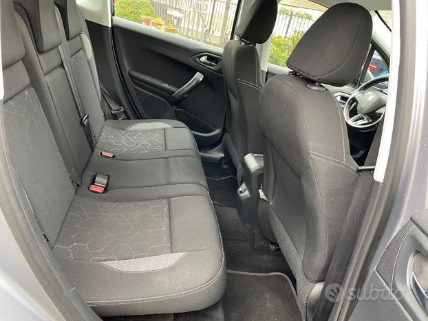 Peugeot 2008 1.6 bluehdi Access 75cv