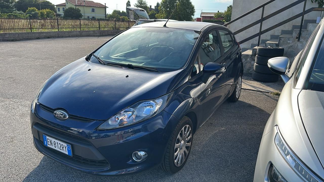 Ford Fiesta 1.2 benzina gpl 2012 da controllare