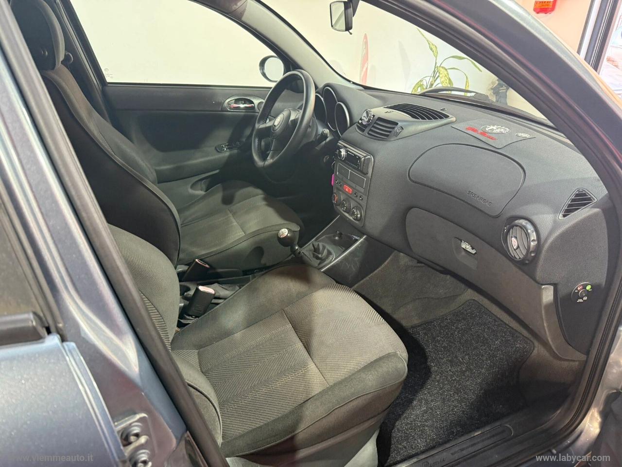 Alfa Romeo 147 1.9 JTD (115 CV) cat 5p. Distinctive