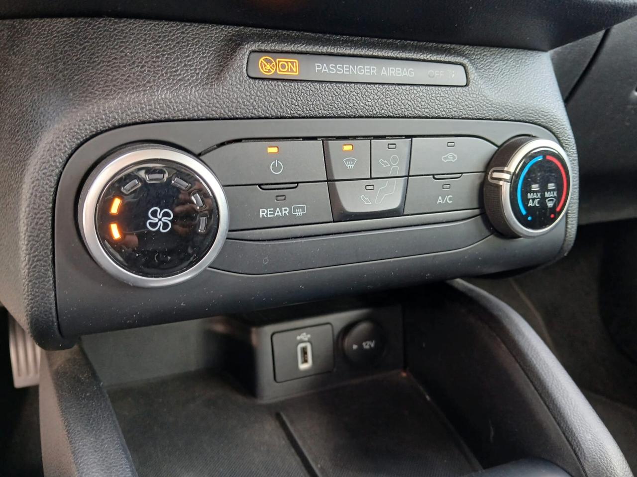 Ford Focus 1.5 EcoBlue 120 CV automatico SW Business Co-Pilot