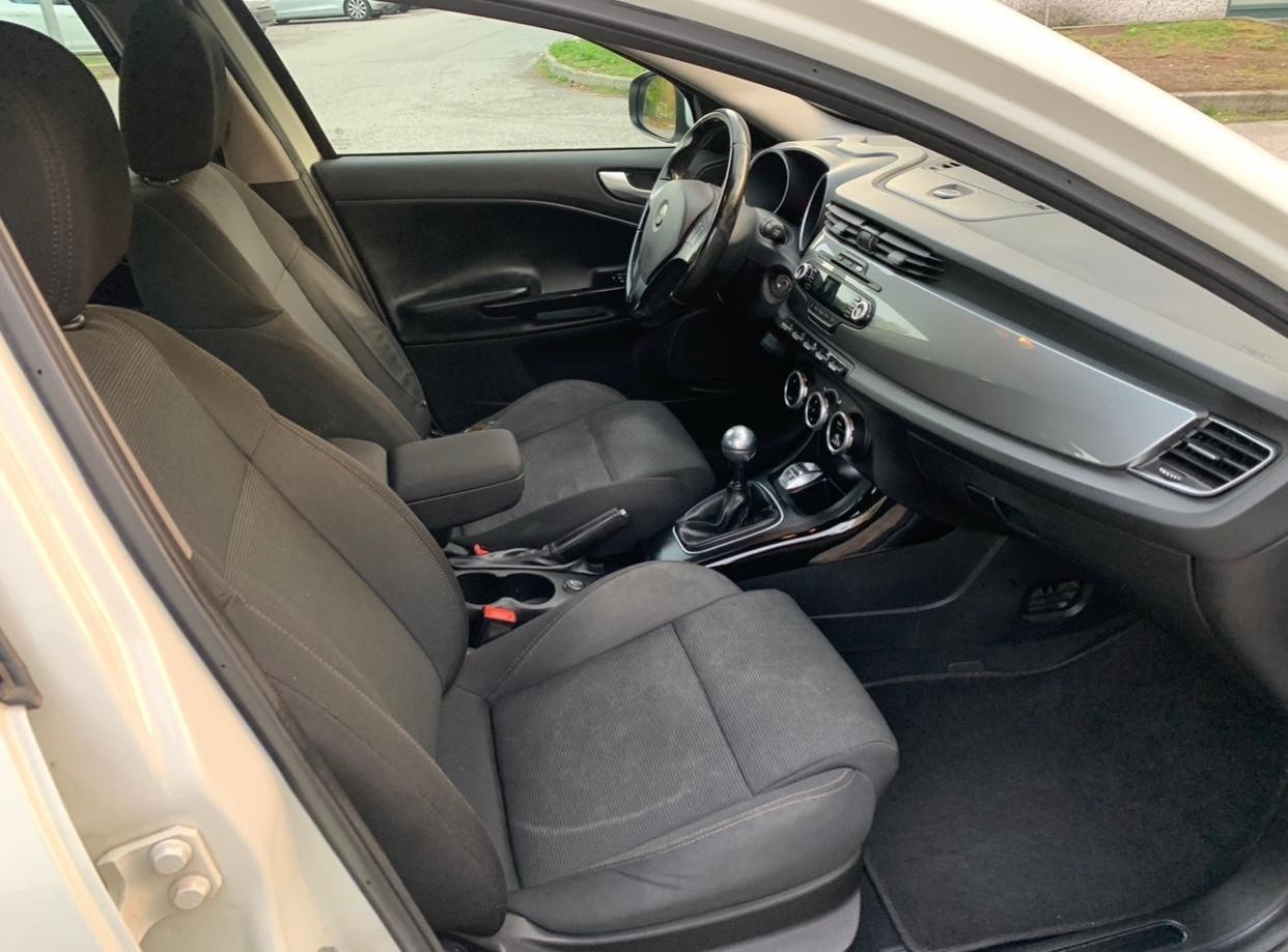Alfa Romeo Giulietta 1.6 JTDm-2 105 CV Distinctive NEOPATENTATI