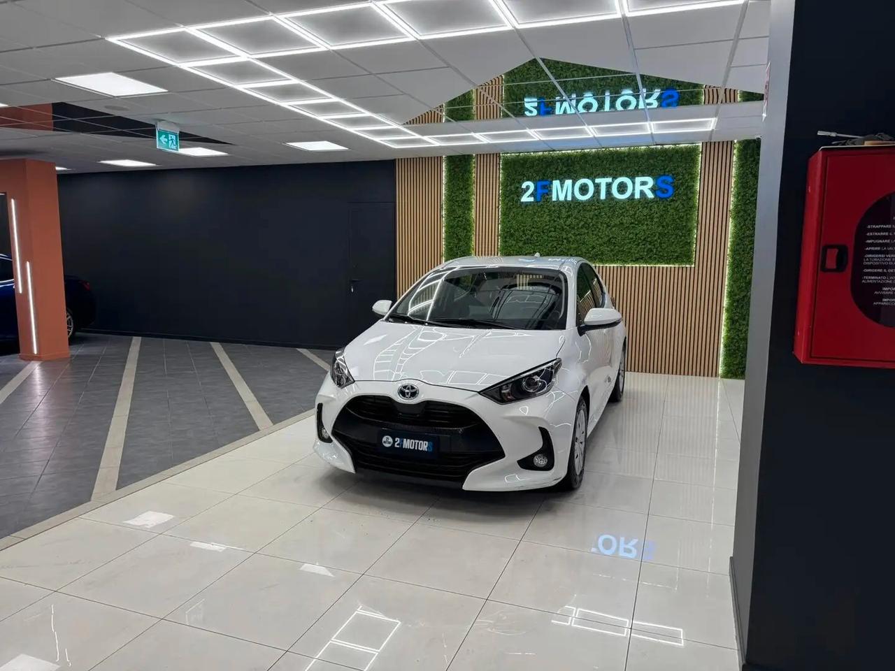 Toyota Yaris 1.5 Hybrid 5 porte Trend