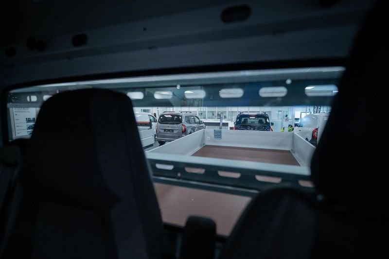 Renault Master Master T35 2.0 BluedCi 150CV PL Cabinato CASSONE FISSO BY RENAULT 3800X2000 SPONDA 400