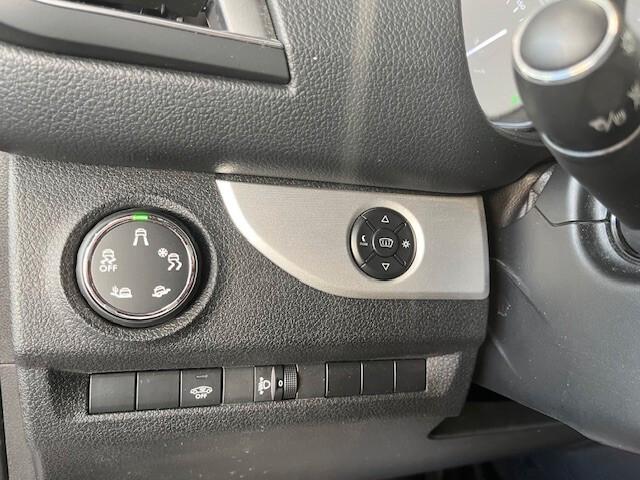 Peugeot Traveller BlueHdi 144 cv ALLURE 8 POSTI DOPPIA PORTA ELETTRICA LATARALE