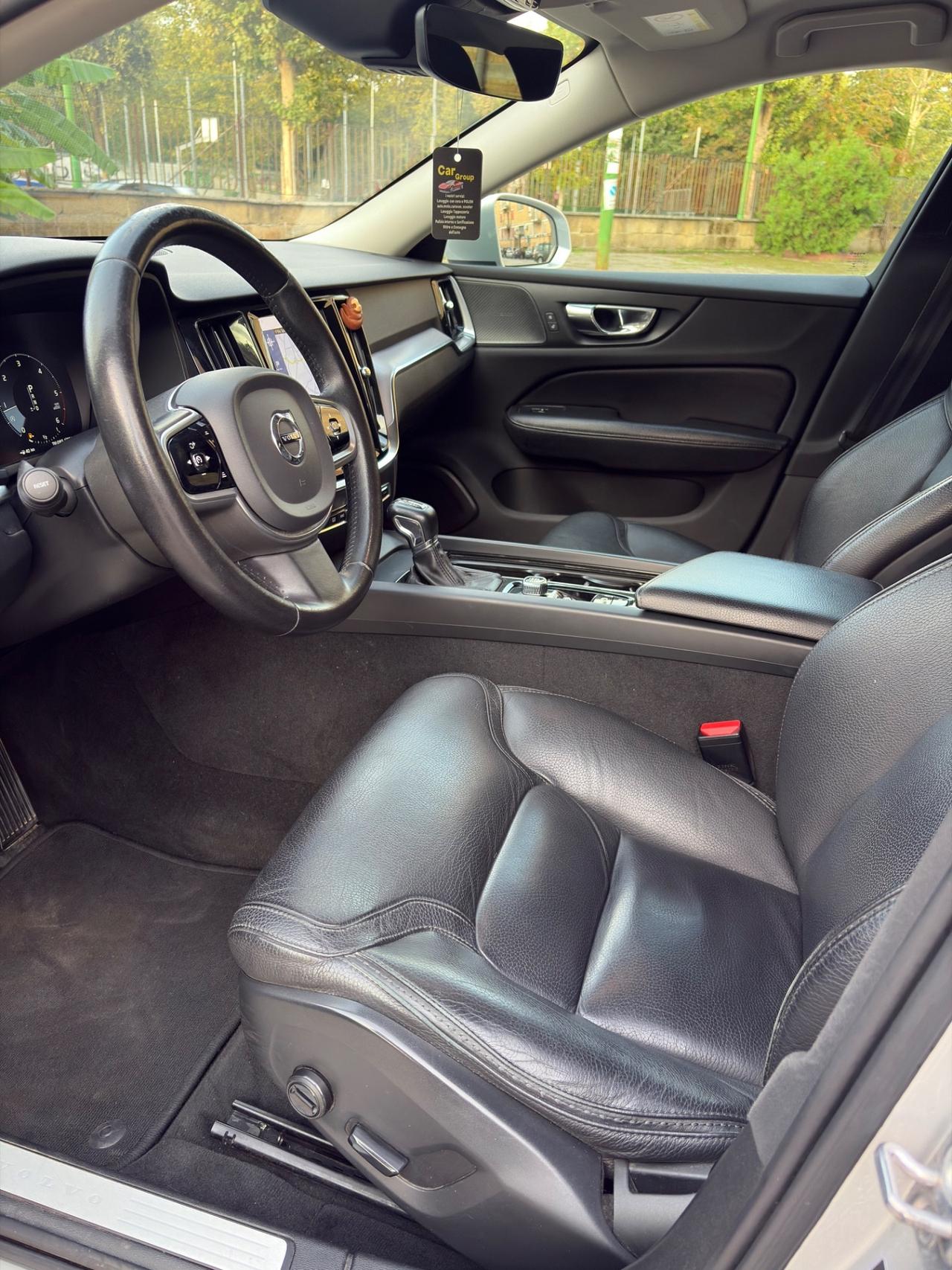 Volvo V60 Cross Country 4WD automatico