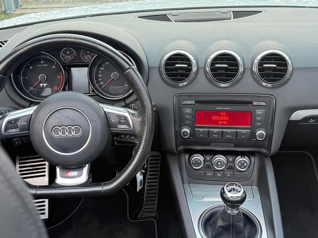 Audi TT Roadster 2.0 TDI quattro 4x4
