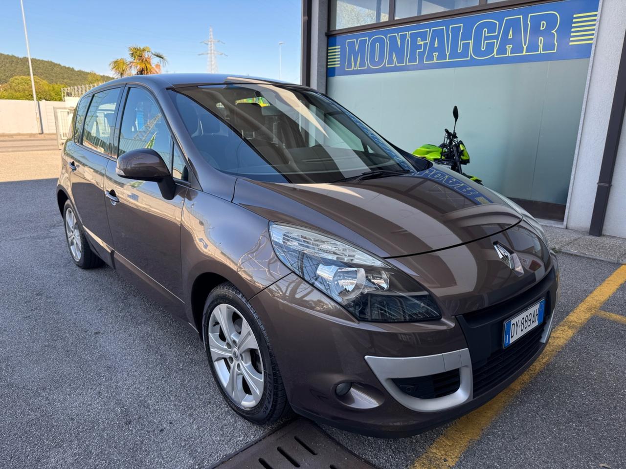 Renault Scenic X-Mod 1.5 dCi 110CV Luxe