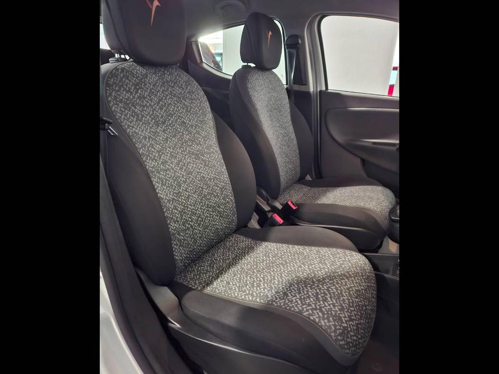Lancia Ypsilon 5 Porte 1.2 Ecochic Elefantino
