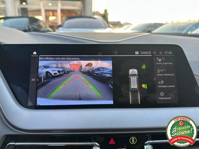 BMW 118 i 5p. Advantage Automatica Led