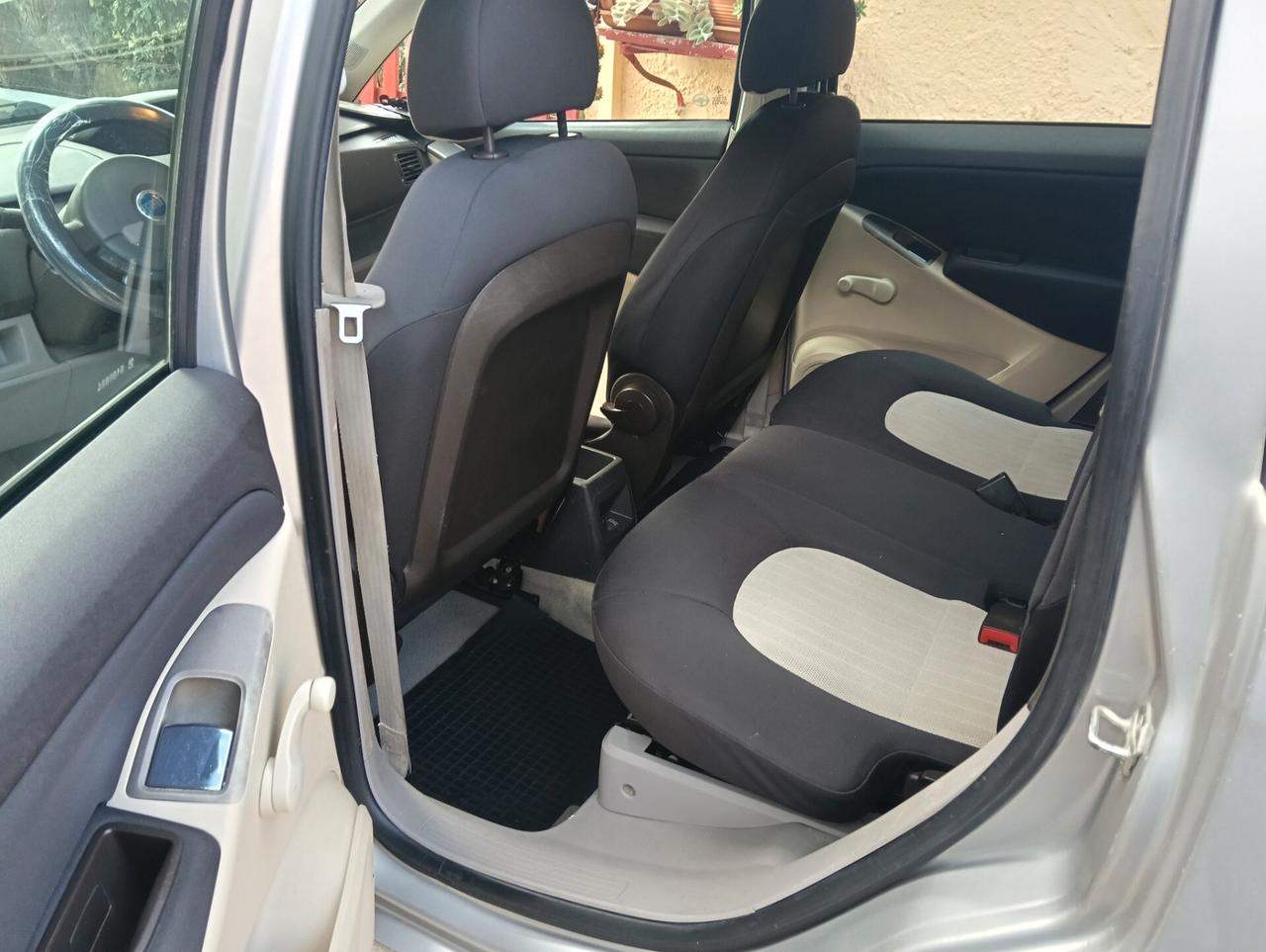 Fiat Idea 1.3 Multijet 16V Emotion Unipr. + Carrello omologato