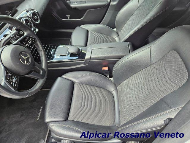 MERCEDES-BENZ A 180 d Automatic Premium