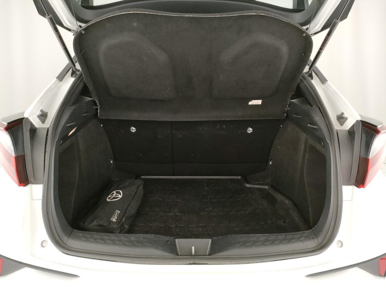 TOYOTA C-HR 1.8h Active e-cvt