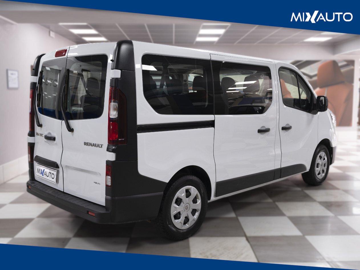 Renault Trafic Passenger 2.0 Authentic Energy Blue DCI 110CV 4 Porte