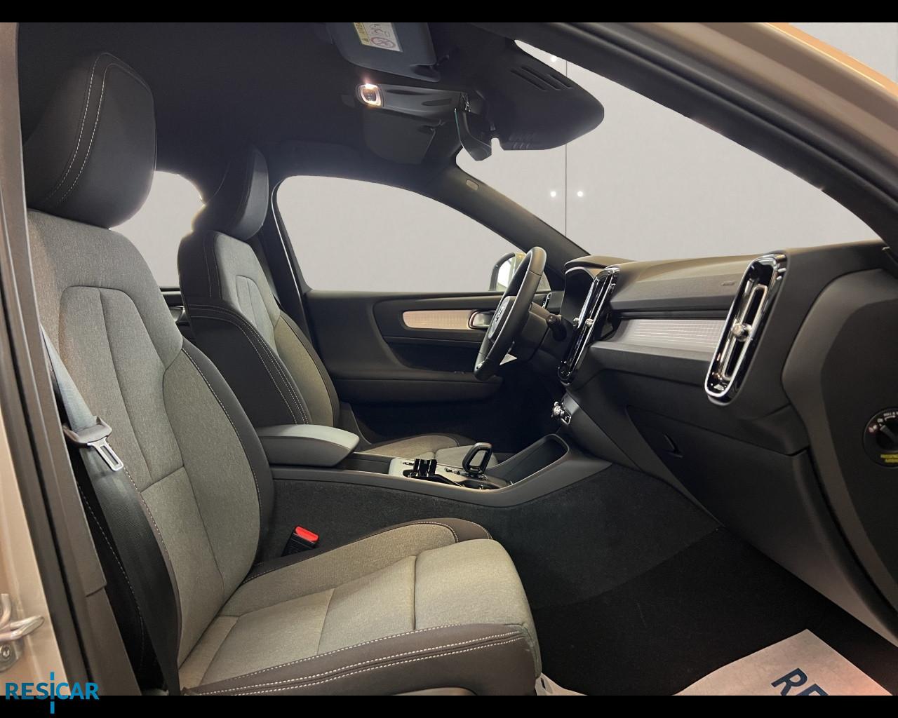 VOLVO XC40 RECHARGE CORE T4 AUT