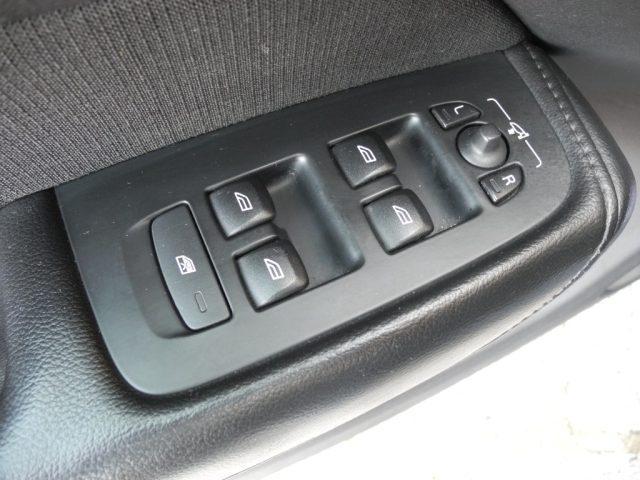 VOLVO XC60 2.0 D AWD Geartronic Business Plus Hybrid autom.