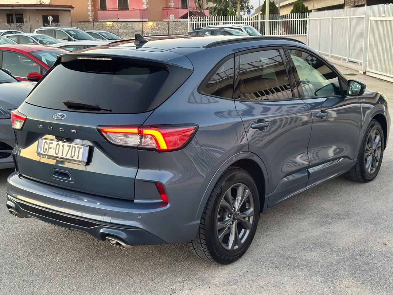 Ford Kuga 2021 1.5 120 CV aut. ST-Line DA VETRINA