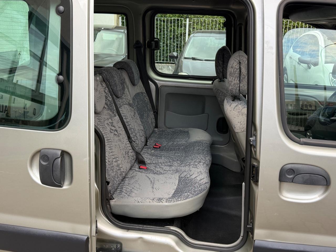 Renault Kangoo 1.9 dCi 4x4 5p. Privilège