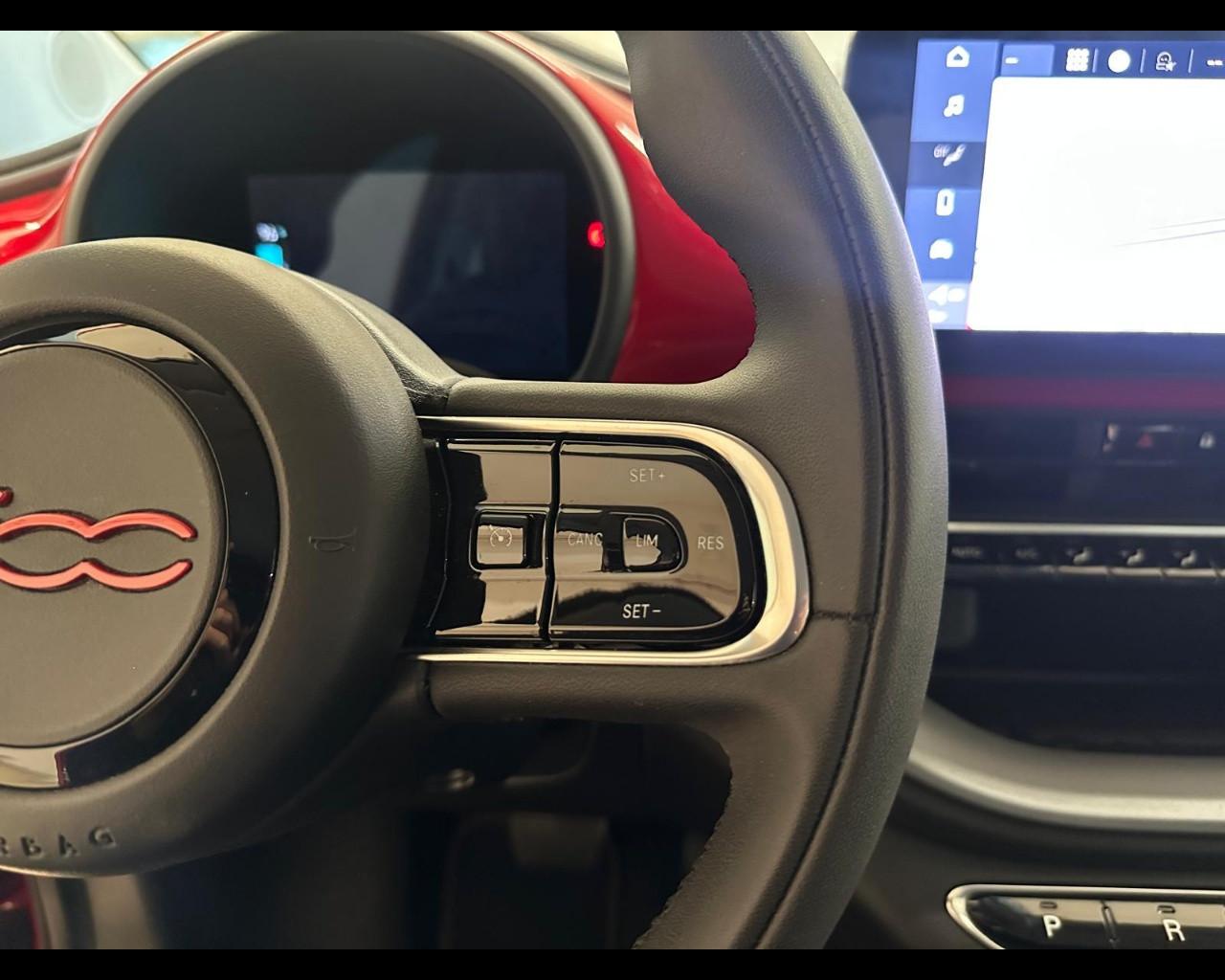 FIAT 500e - 500e Berlina 23,8 kWh Red