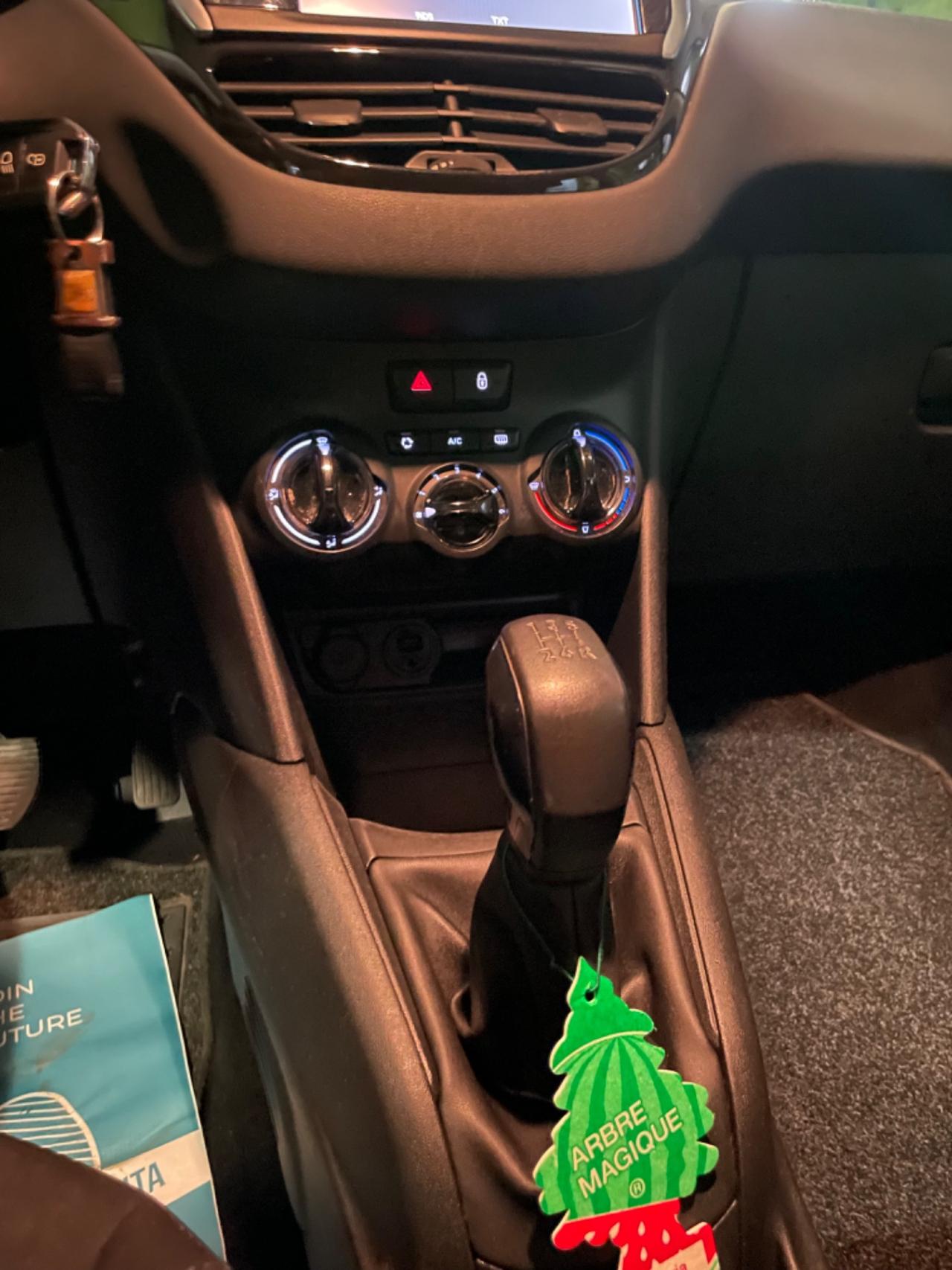 Peugeot 208 1.2 Neopatentati Euro 6