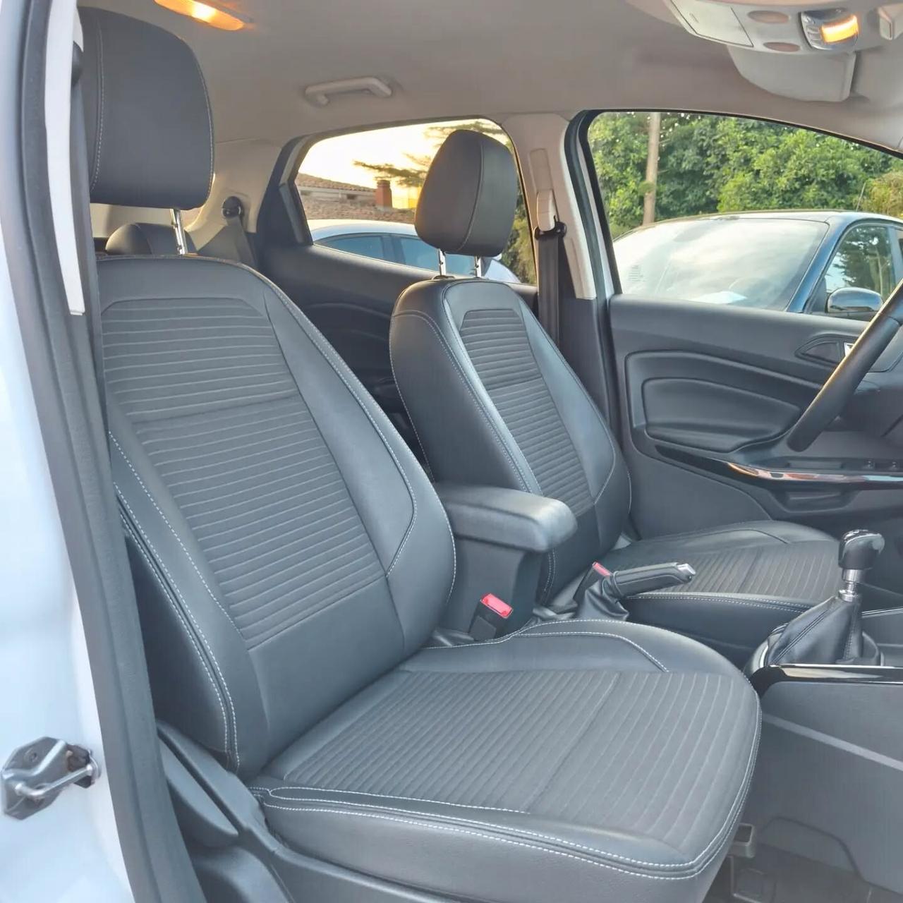 Ford EcoSport 1.5 TDCI TITANIUM FULL OPT