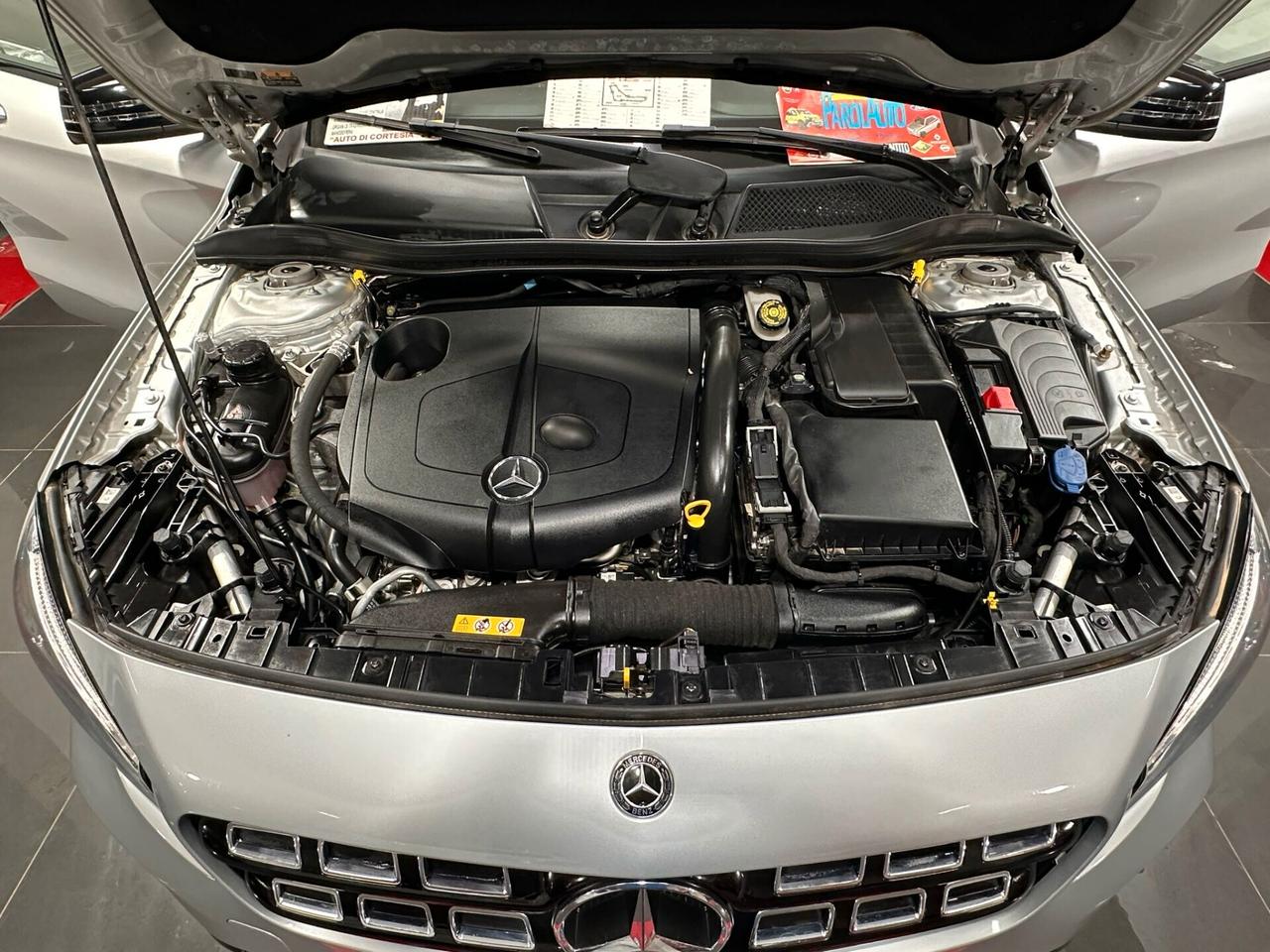 Mercedes GLA 2.1 136cv 200 d Premium - 2019