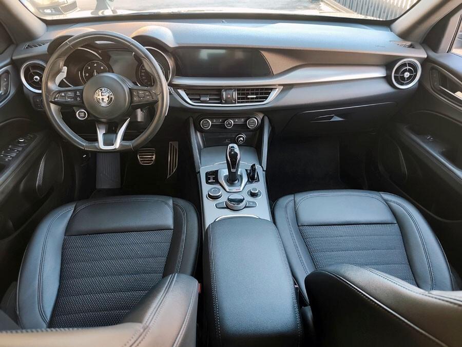 Alfa Romeo Stelvio 2.2 Turbodiesel 190 CV AT8 Q4 Sprint Marmitte Nere, Cerchi 19, STUPENDA!