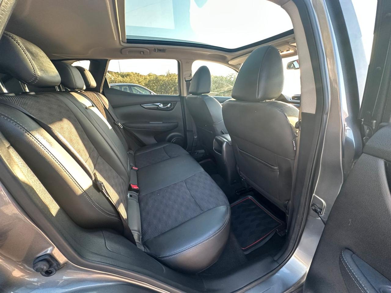 Nissan Qashqai 1.6 dCi 130 CV 360 Automatic.