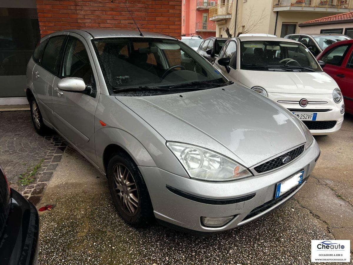 FORD - Focus - 1.6i 16V 5p. Ambiente