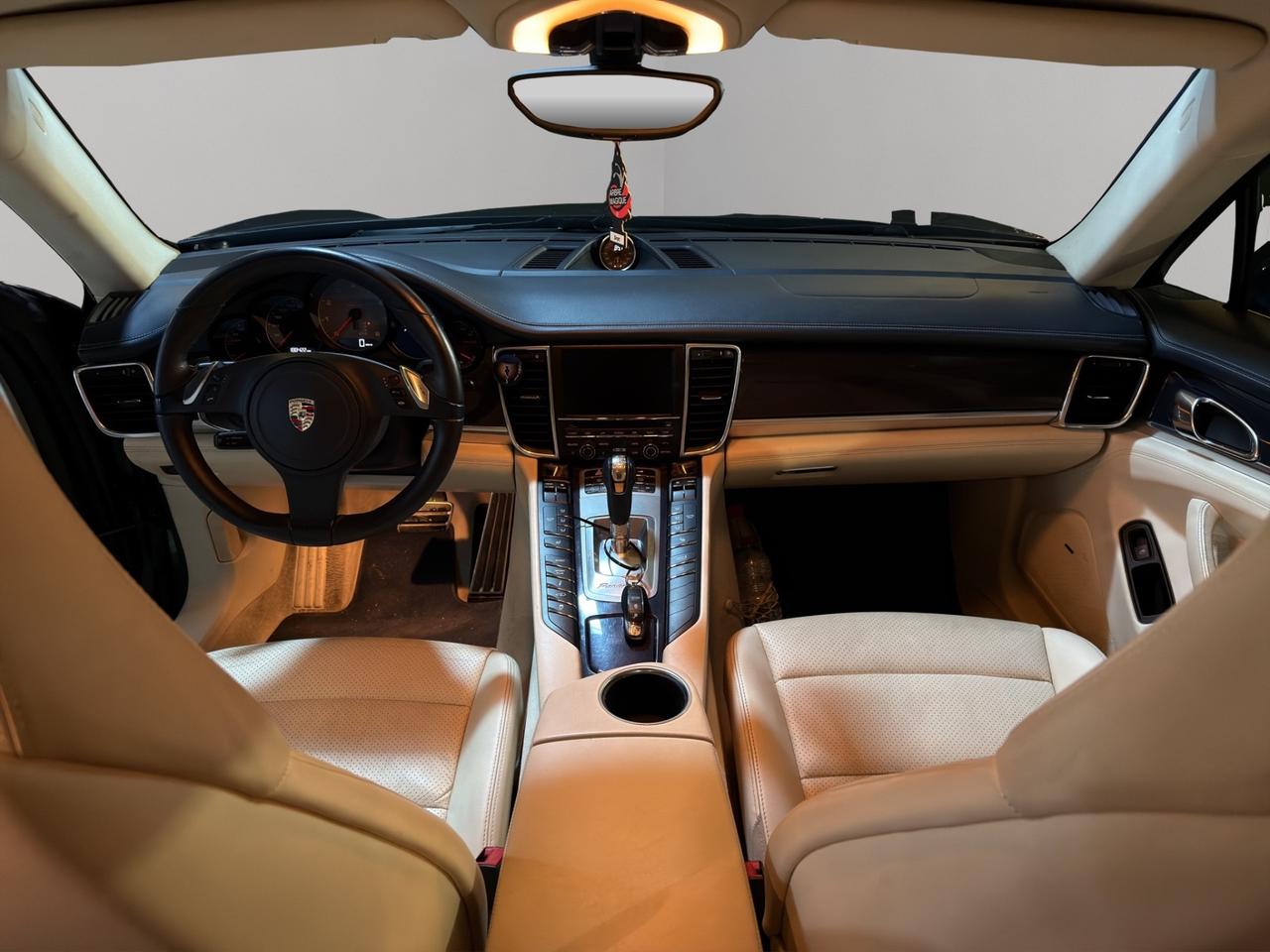 Porsche Panamera 4.8 4S