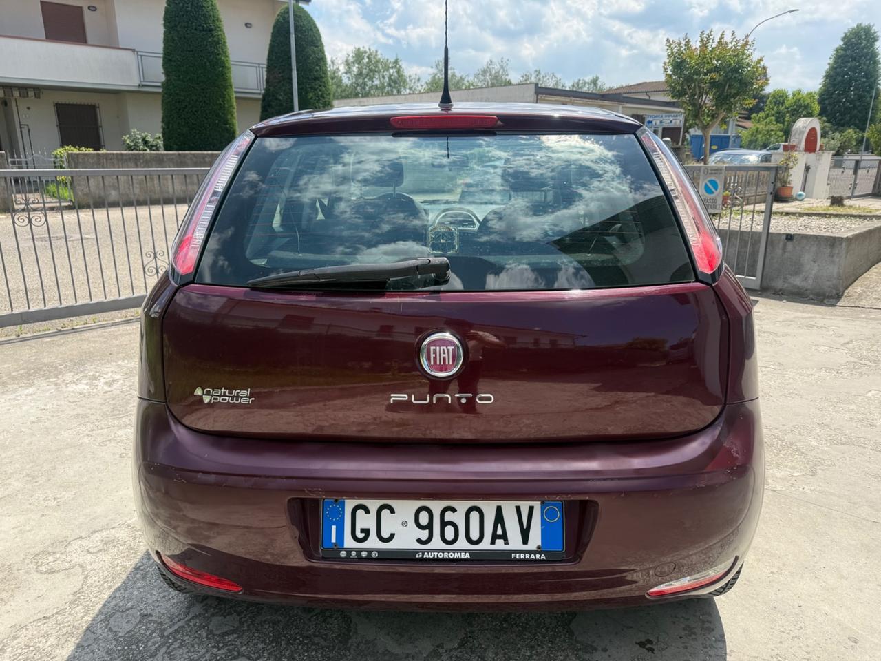 FIAT GRANDE PUNTO EVO 1.4 METANO 2028 11/2012