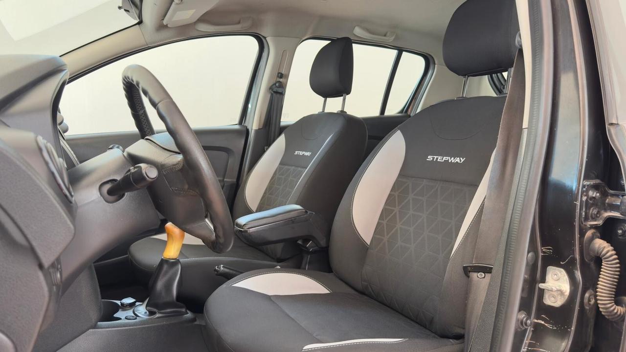 Dacia Sandero 0.9 TCe 12V T-GPL 90CV Start&Stop La Gazzetta d. Sp.