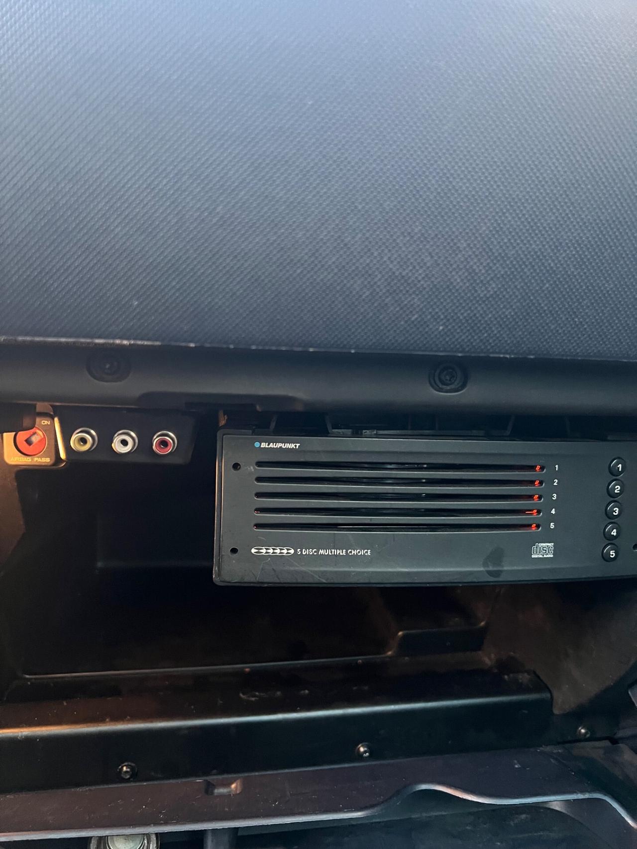 Peugeot 1007 benzina CAMBIO AUTOMATICO full OK NEOPATENTATI