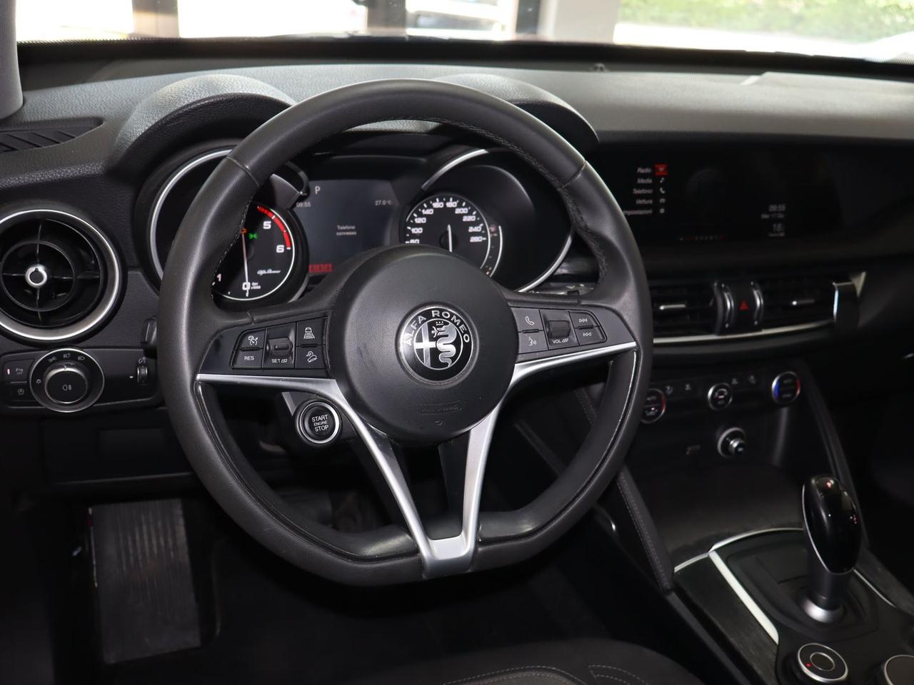 Alfa Romeo Stelvio Executive 2.2 #11355