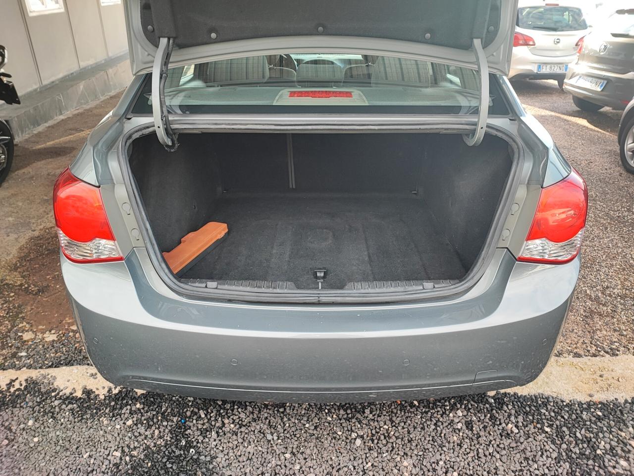 Chevrolet Cruze 1.6 4 porte GPL