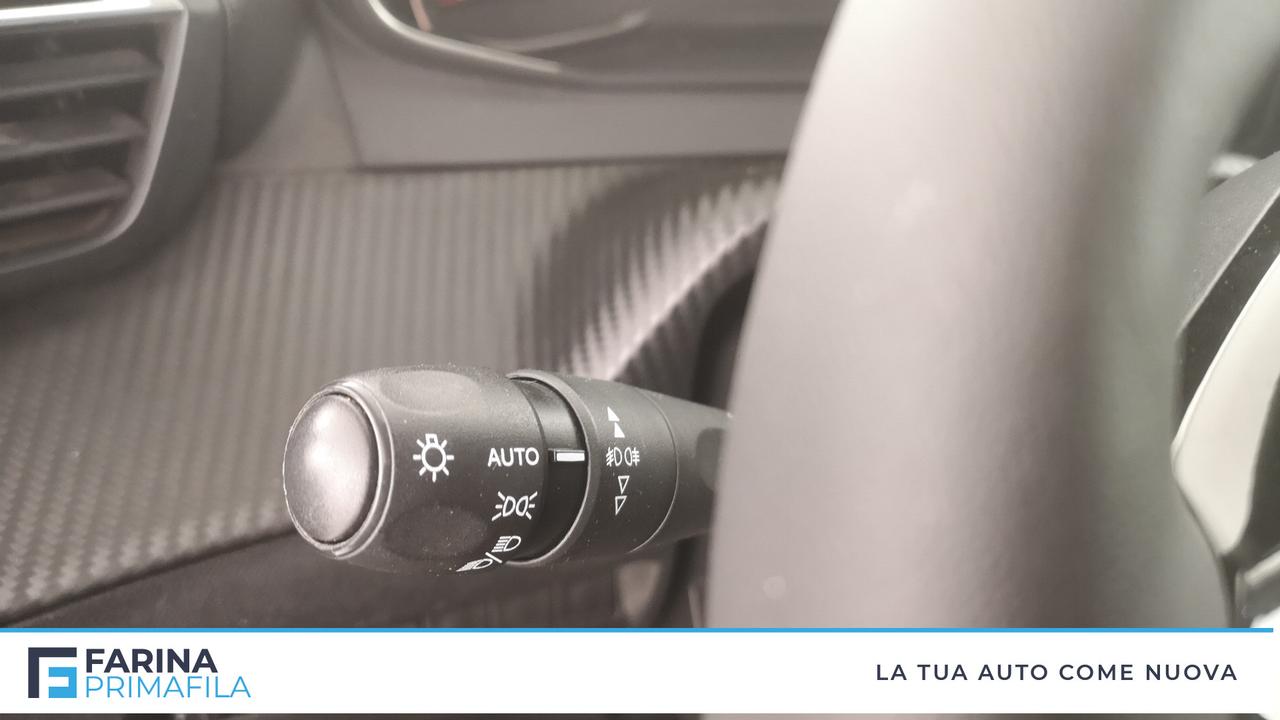 PEUGEOT 2008 1.5 bluehdi Allure Navi Pack s&s 130cv eat8