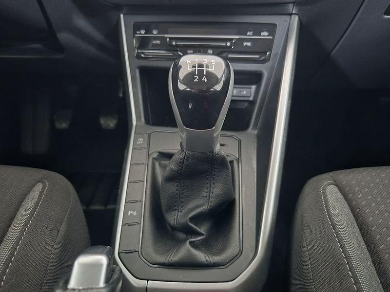 Volkswagen Polo VI 2022 1.0 tsi Style 95cv