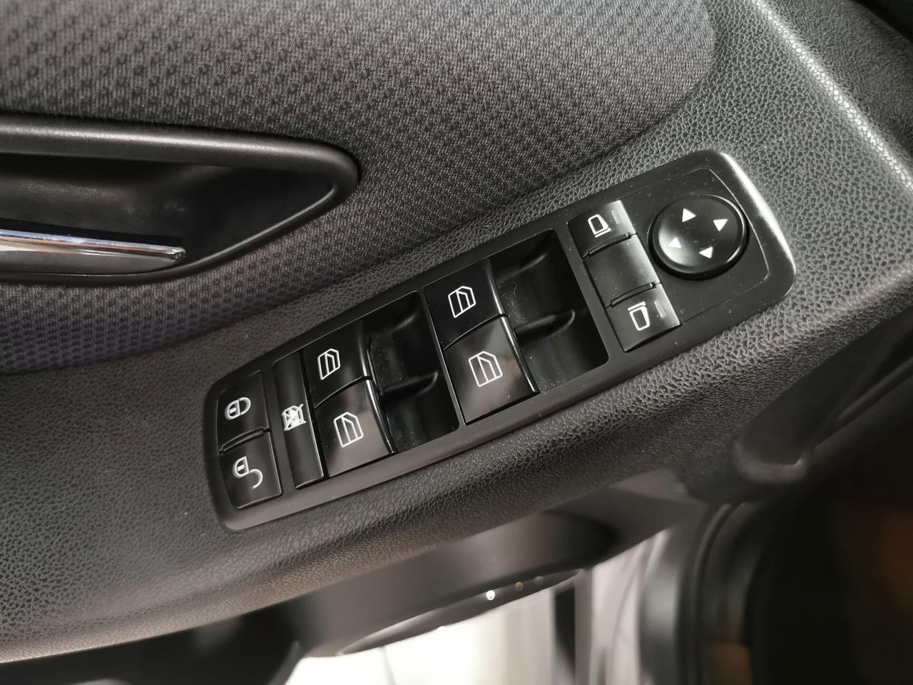 Mercedes-benz B 180 CDI Chrome Neopatentati