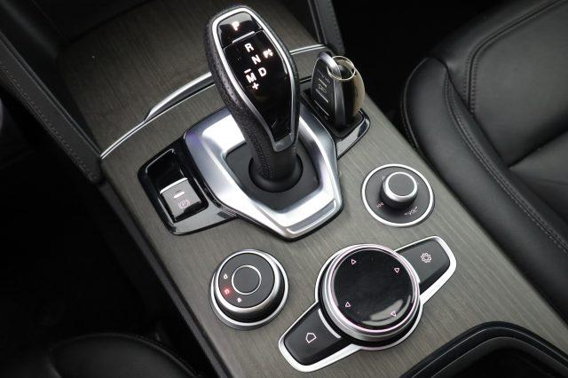 ALFA ROMEO Stelvio Stelvio 2.2 Turbodiesel 210 CV AT8 Q4 Ti