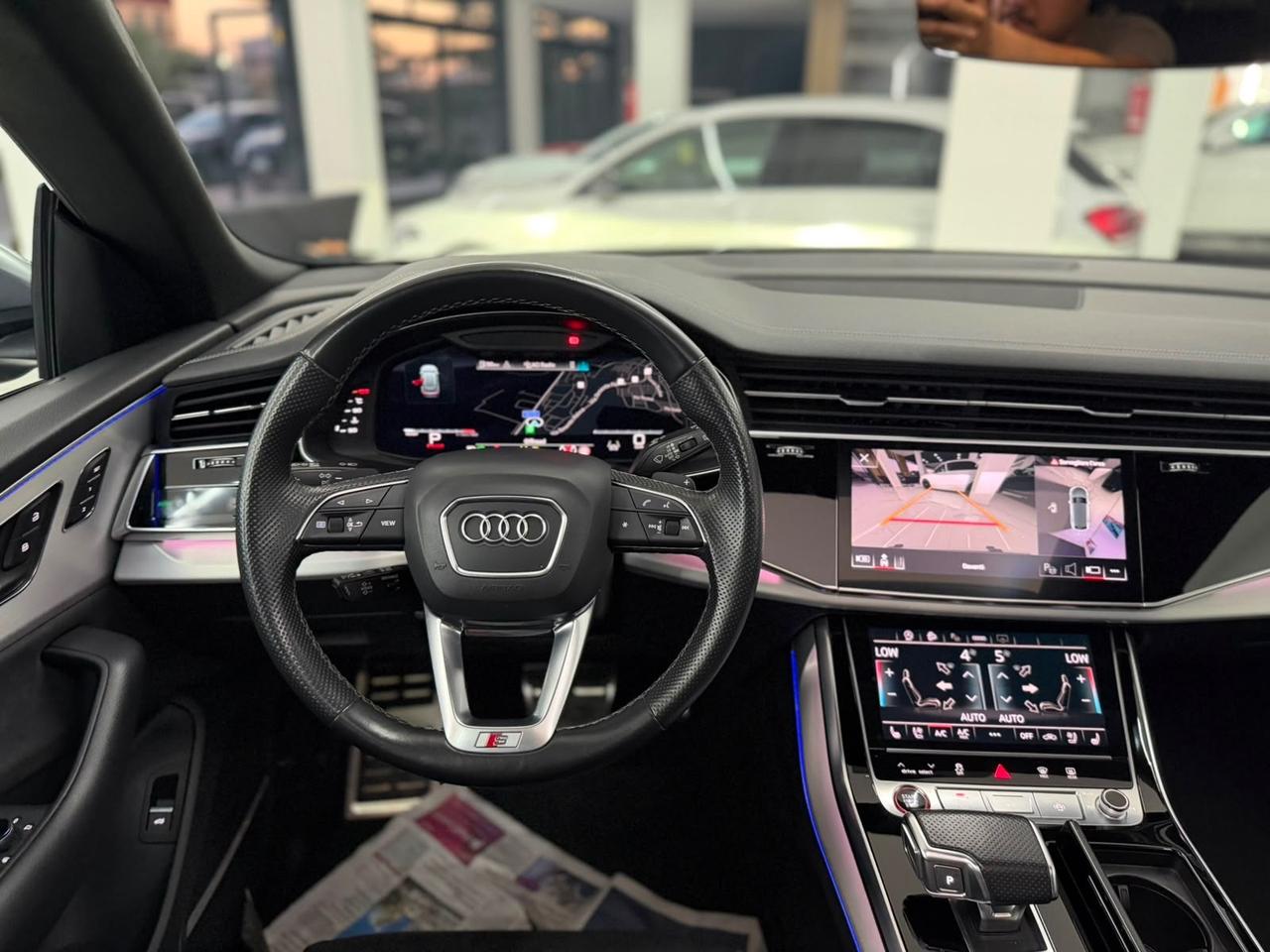 Audi Q8 SQ8 TFSI quattro tiptronic