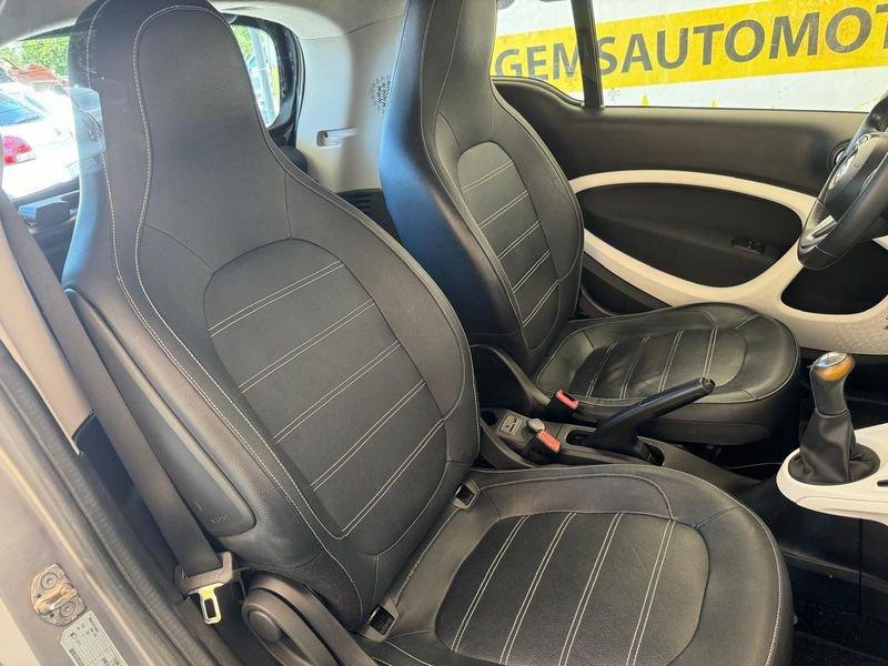 smart fortwo fortwo 70 1.0 Prime cambio manuale