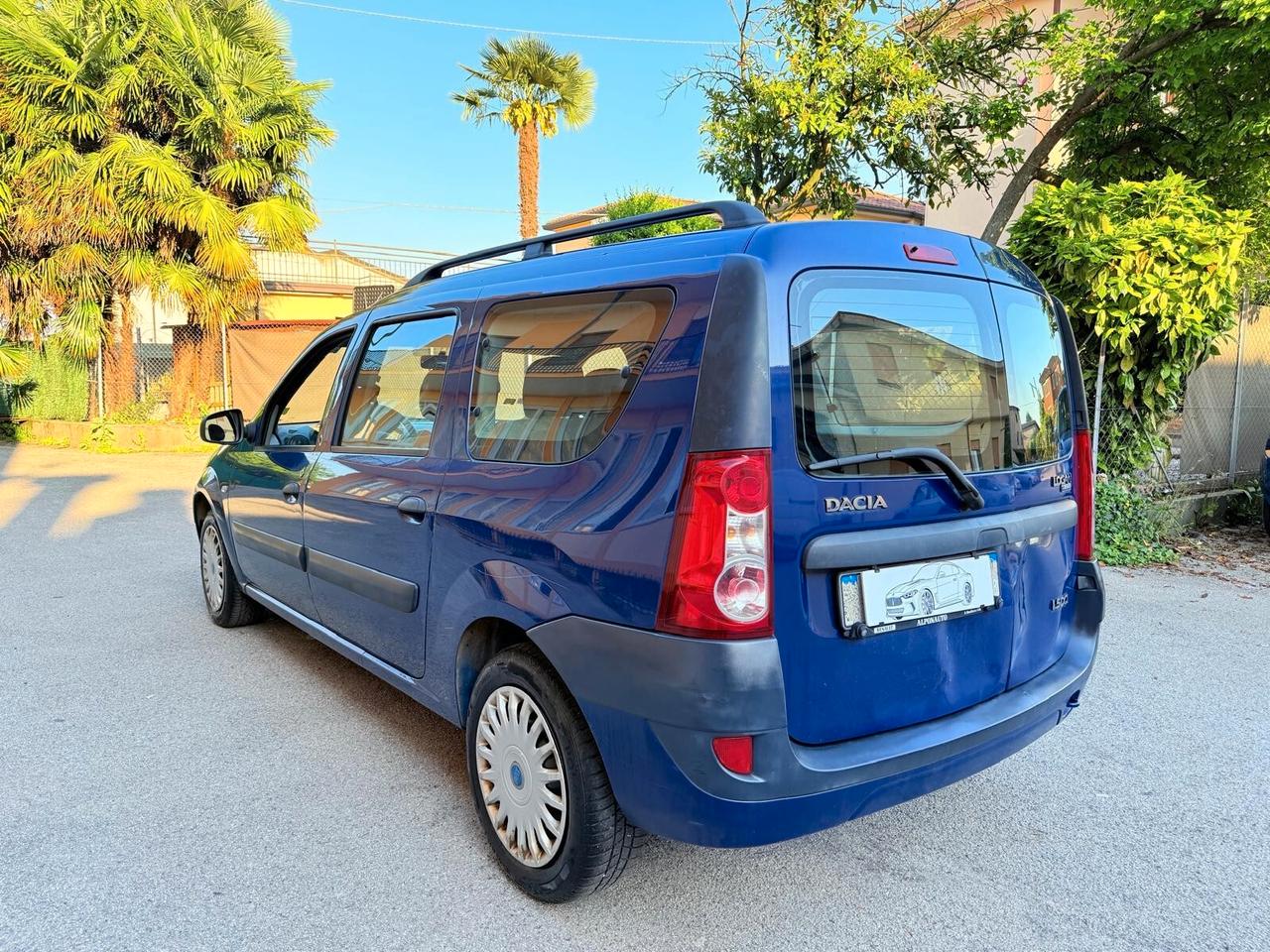 Dacia Logan 1.5 dCi 50kw 7 posti ok Neopatentati