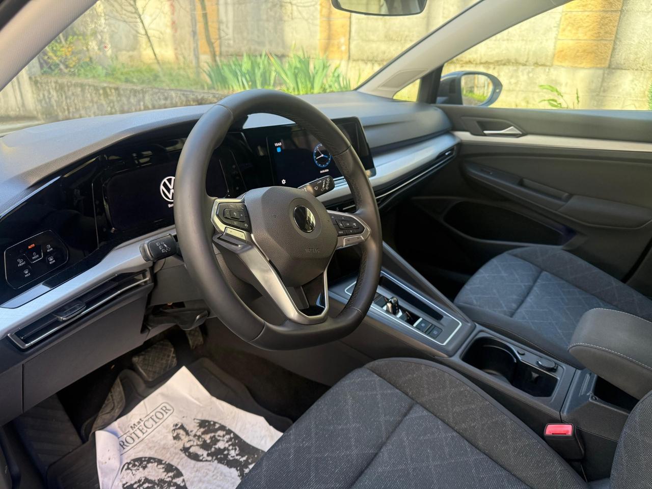 Volkswagen Golf Variant 1.0 eTSI EVO DSG Life