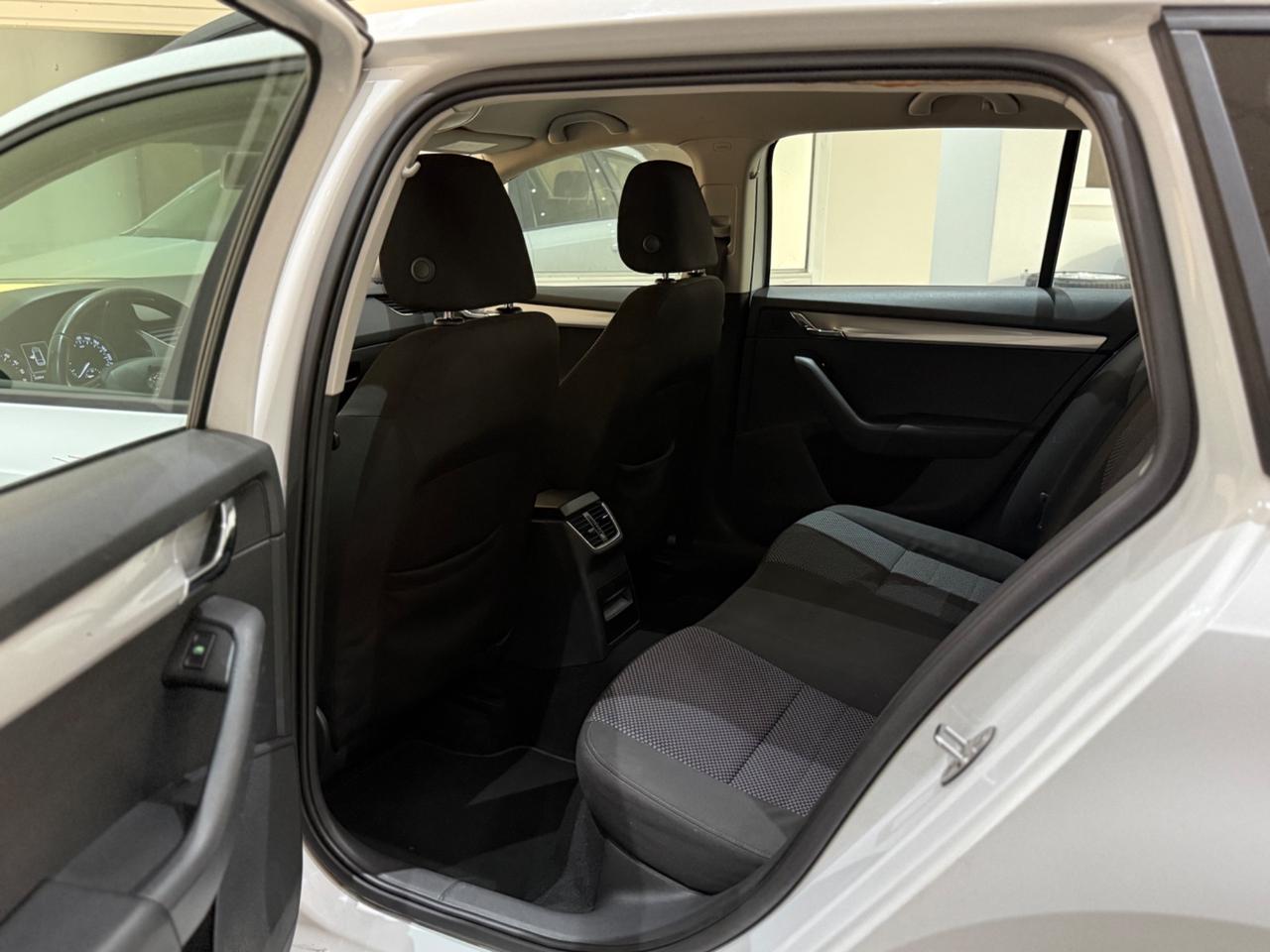 Skoda Octavia 1.6 TDI 105 cv Per Neopatentati